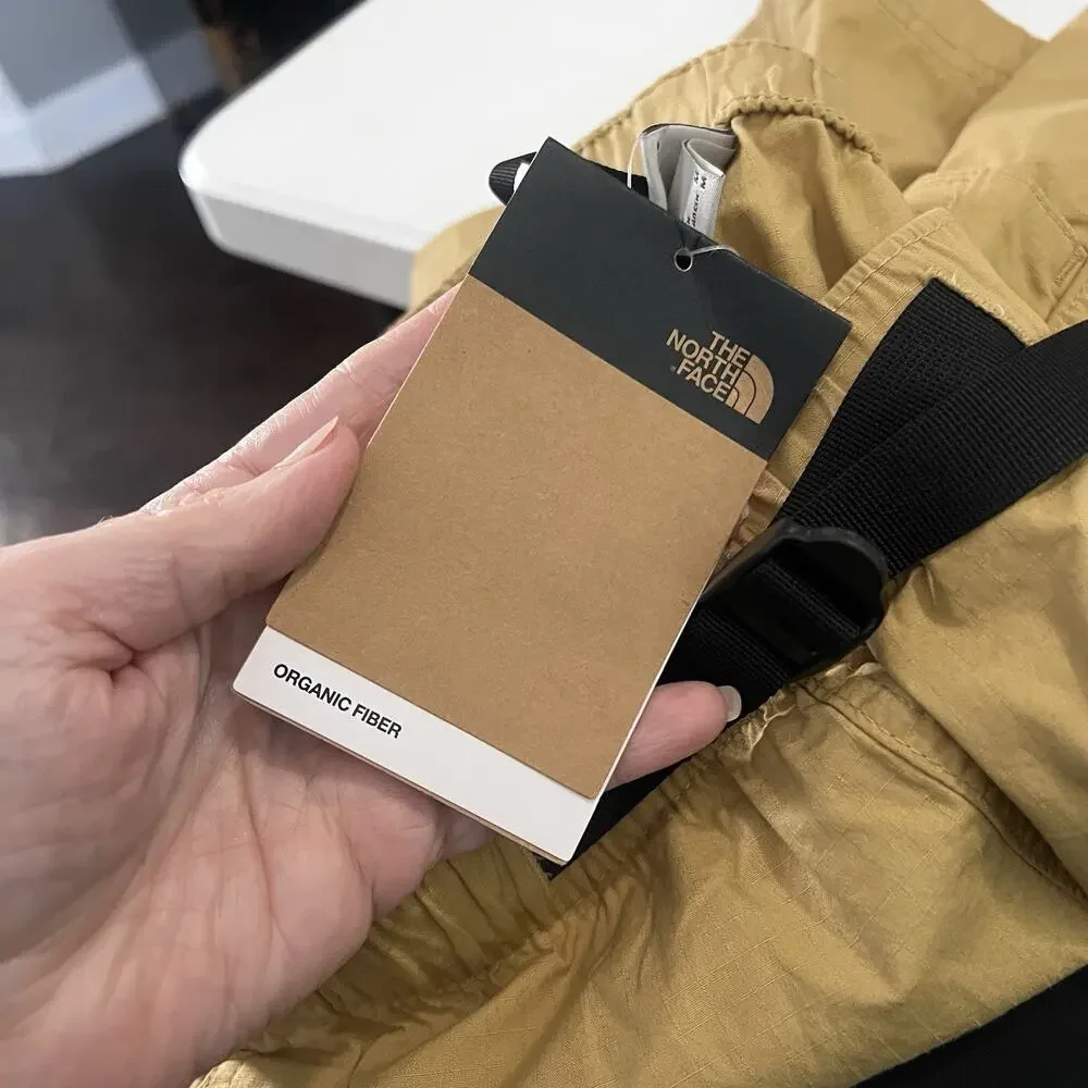 The North Face Men's Ripstop Standard Antelope Tan Cargo Belted Shorts Size M